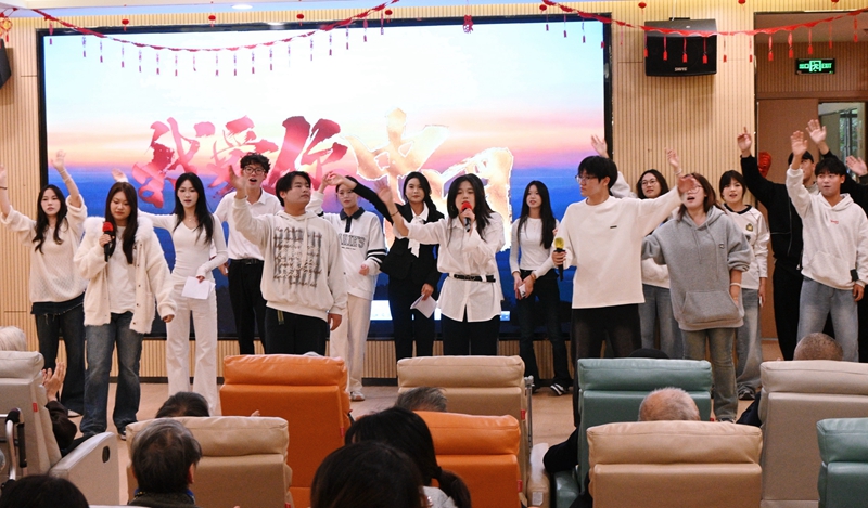 青春暖夕陽，藝術潤心田——我校組織大學生志愿者開展養(yǎng)老院志愿服務暨文化藝術交流活動